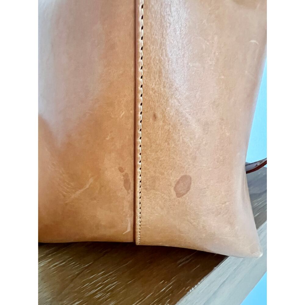 Mansur Gavriel Brown Crossbody Bag with Timeless Design - Picture 11 of 16